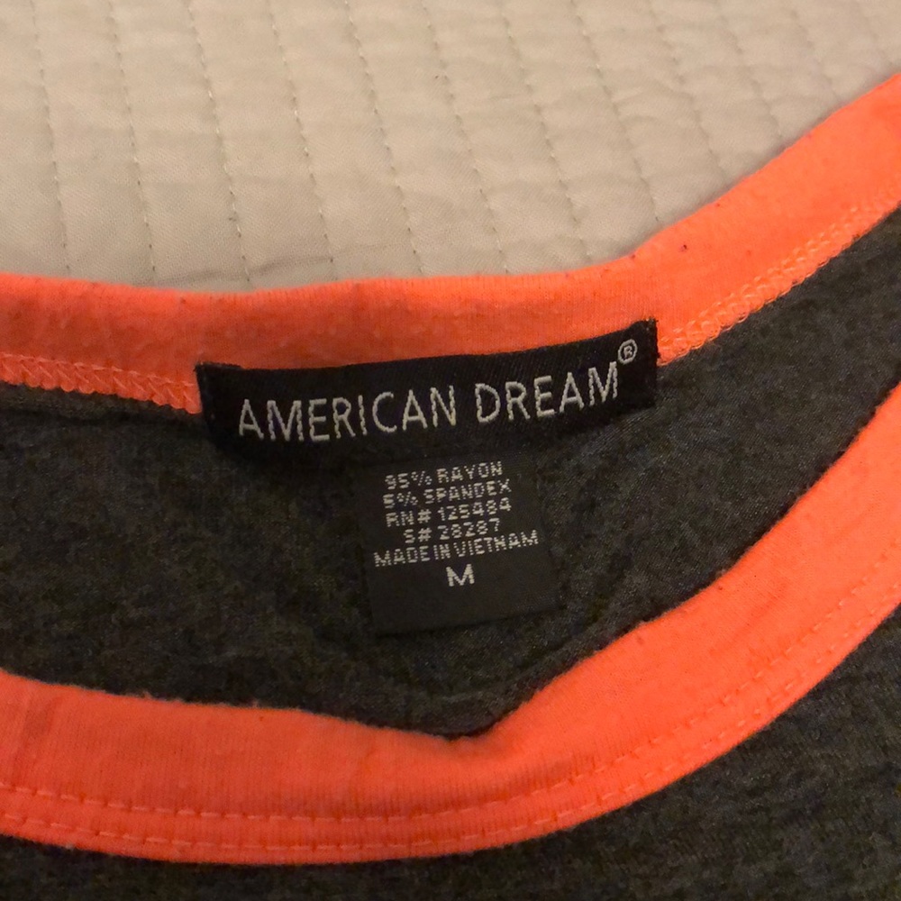Fitted tee - Picture 2 of 2